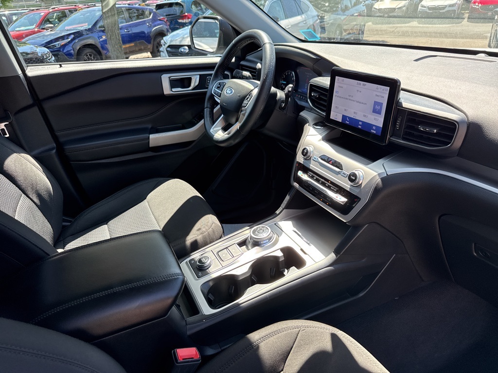 2022 Ford Explorer XLT photo 29