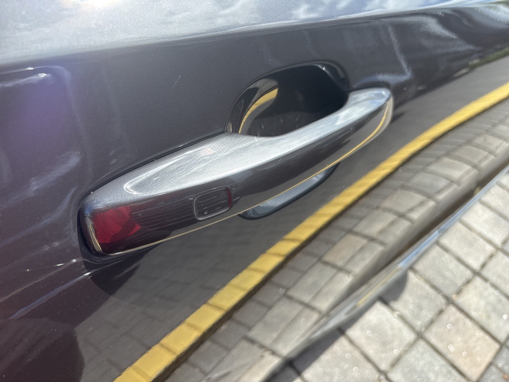 2022 Volvo XC60 B5 Inscription photo 23