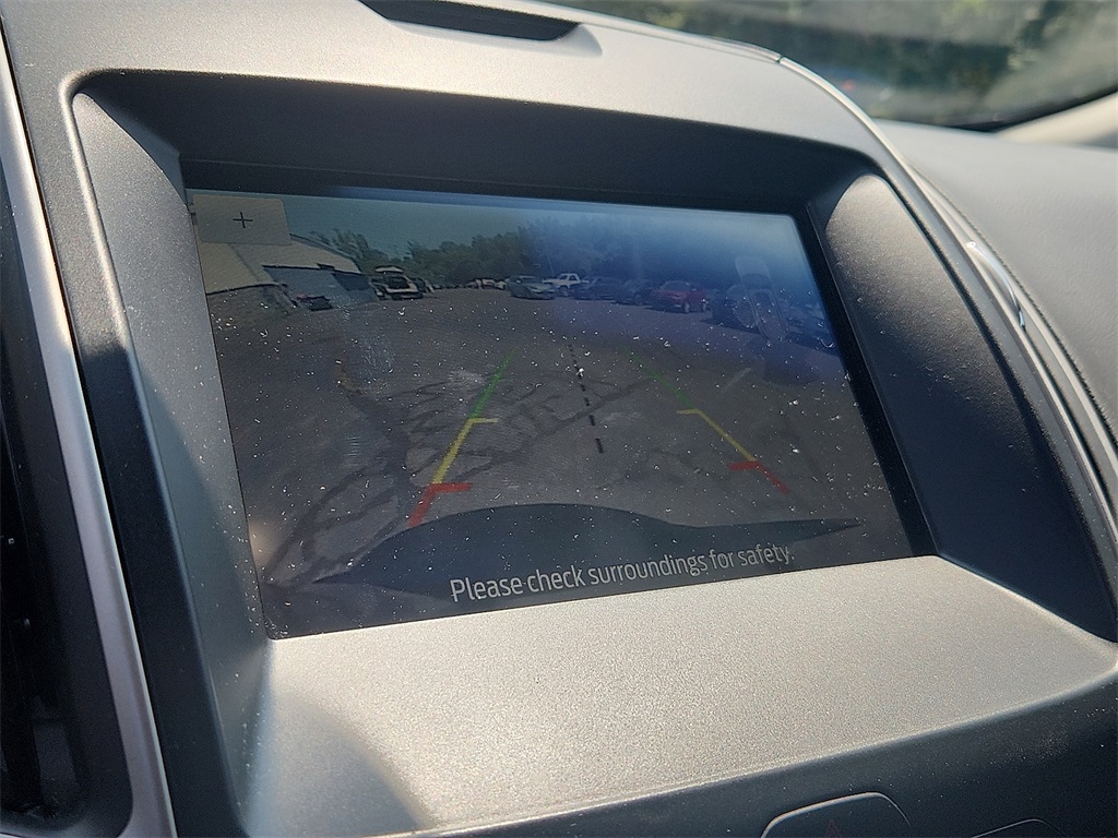 2020 Ford Edge SEL photo 17