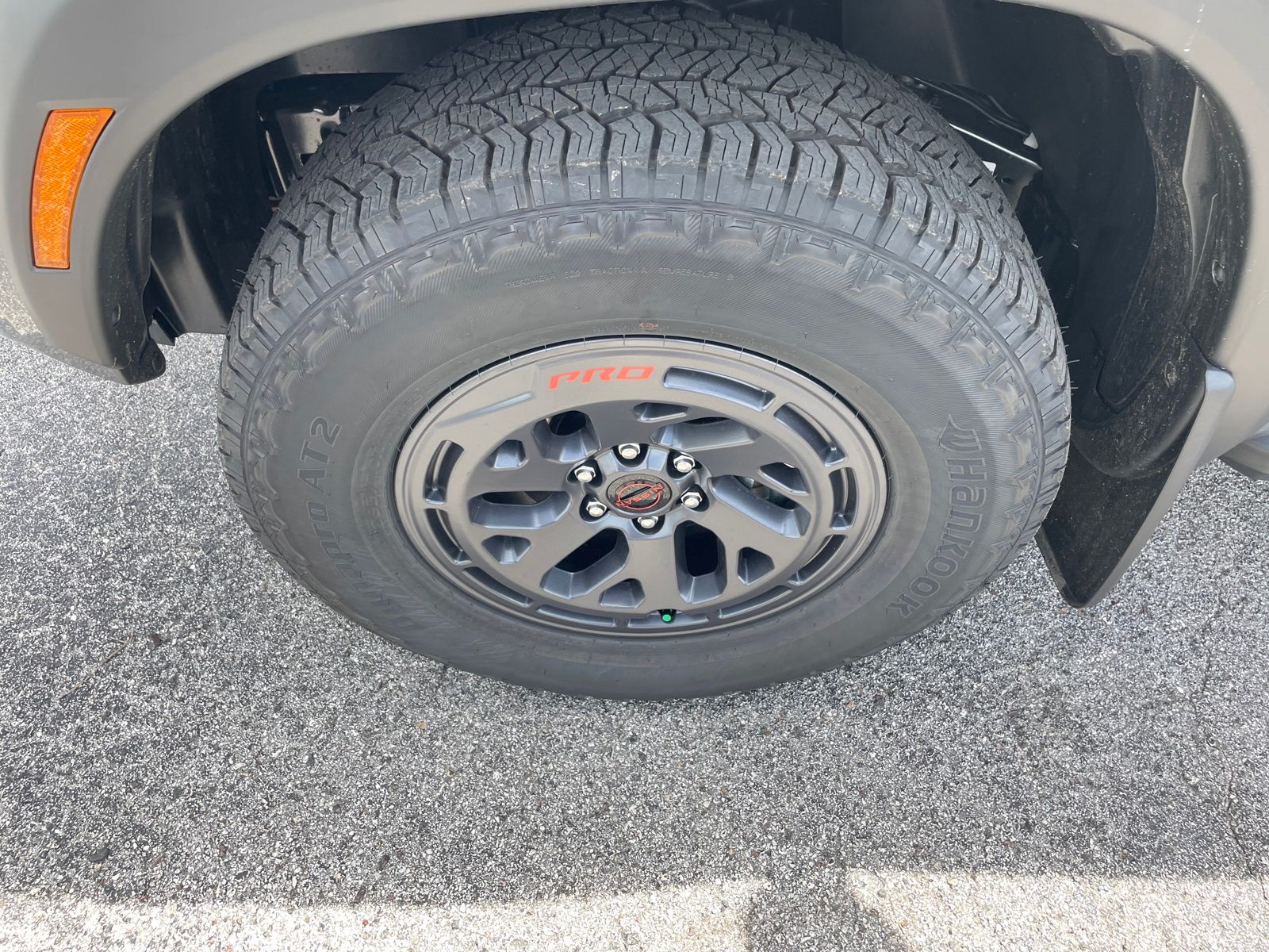 2026 Nissan Frontier PRO-4X photo 8
