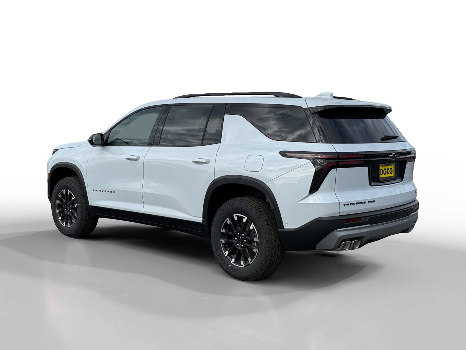 2026 Chevrolet Traverse Z71 photo 3