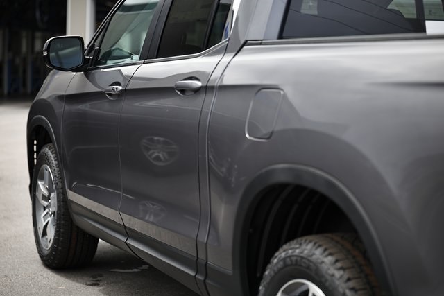 2025 Honda Ridgeline RTL photo 9