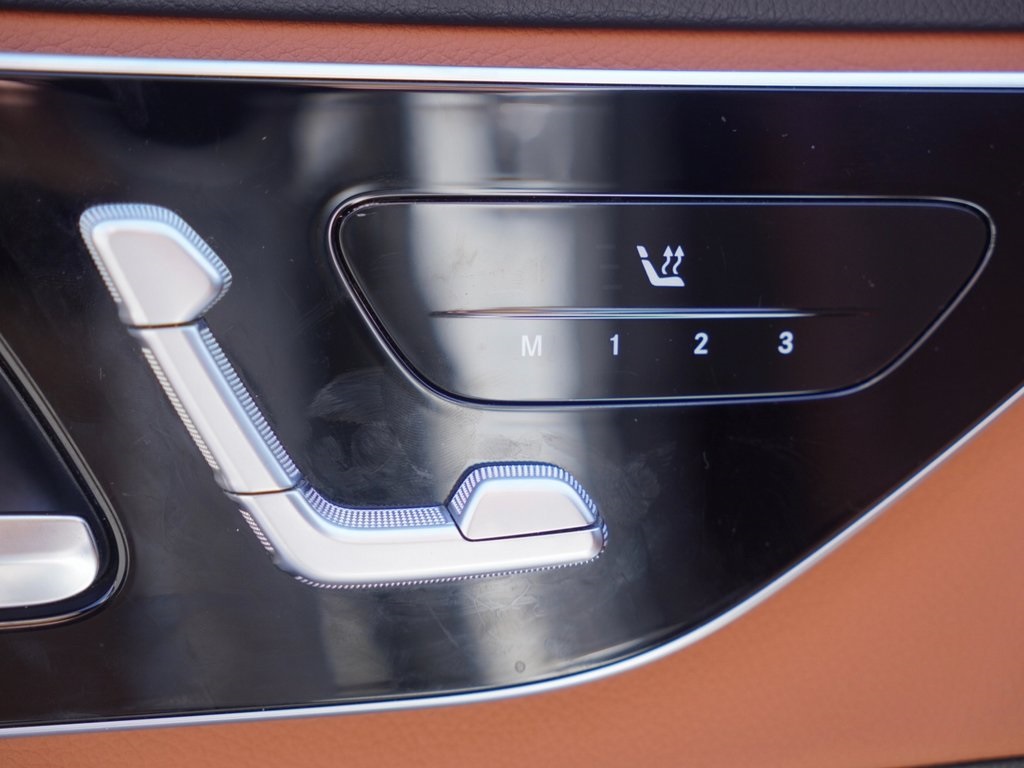 2022 Mercedes Benz C 300 photo 10