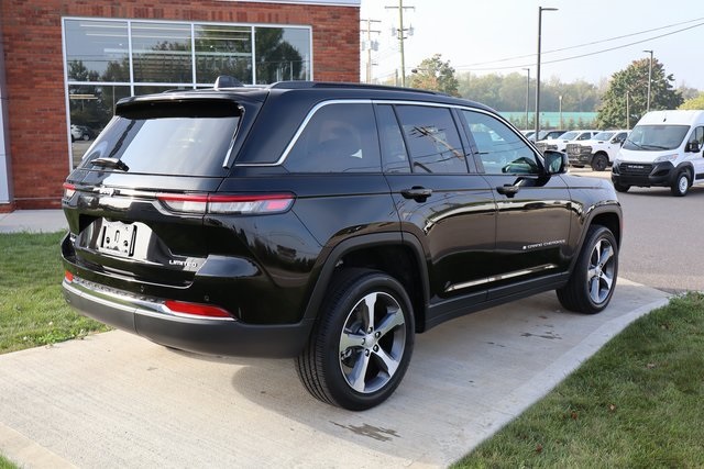 2025 Jeep Grand Cherokee Limited photo 28