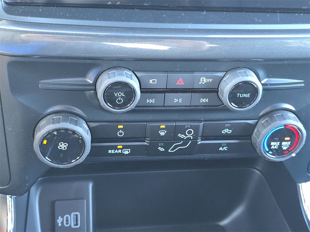 2025 Ford F-150 STX photo 23