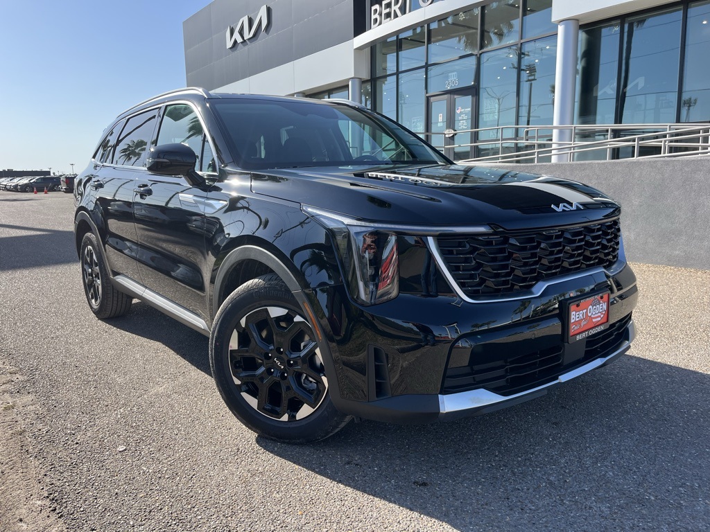 2025 Kia Sorento S's photo