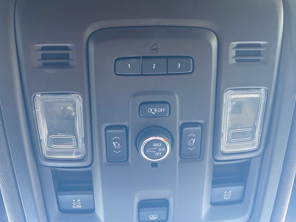 2021 Chevrolet Tahoe Z71 photo 24