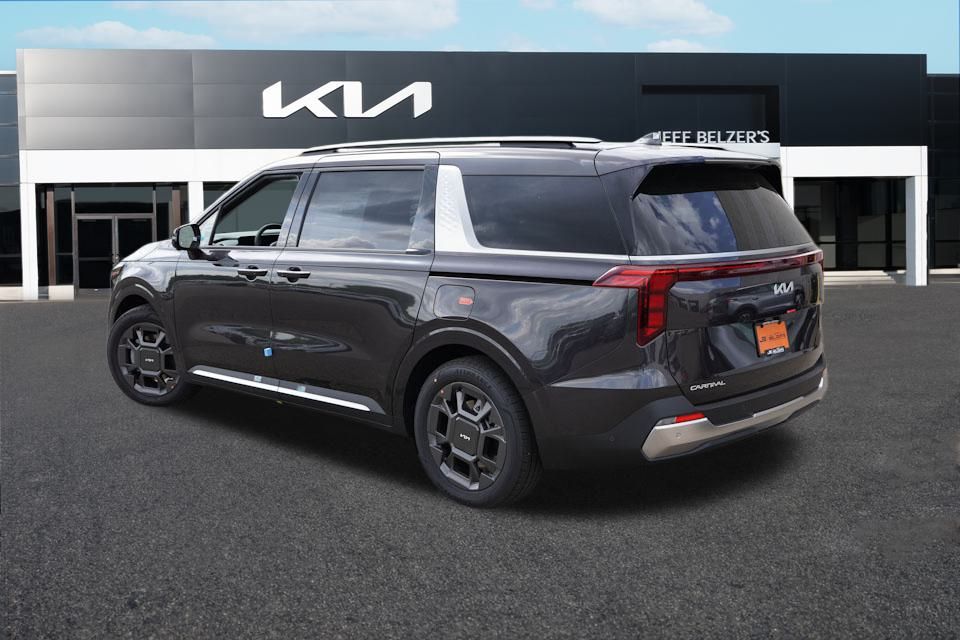 2026 Kia Carnival SX photo 5