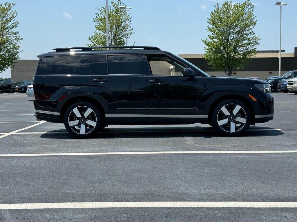 2024 Hyundai Santa Fe Limited photo 2