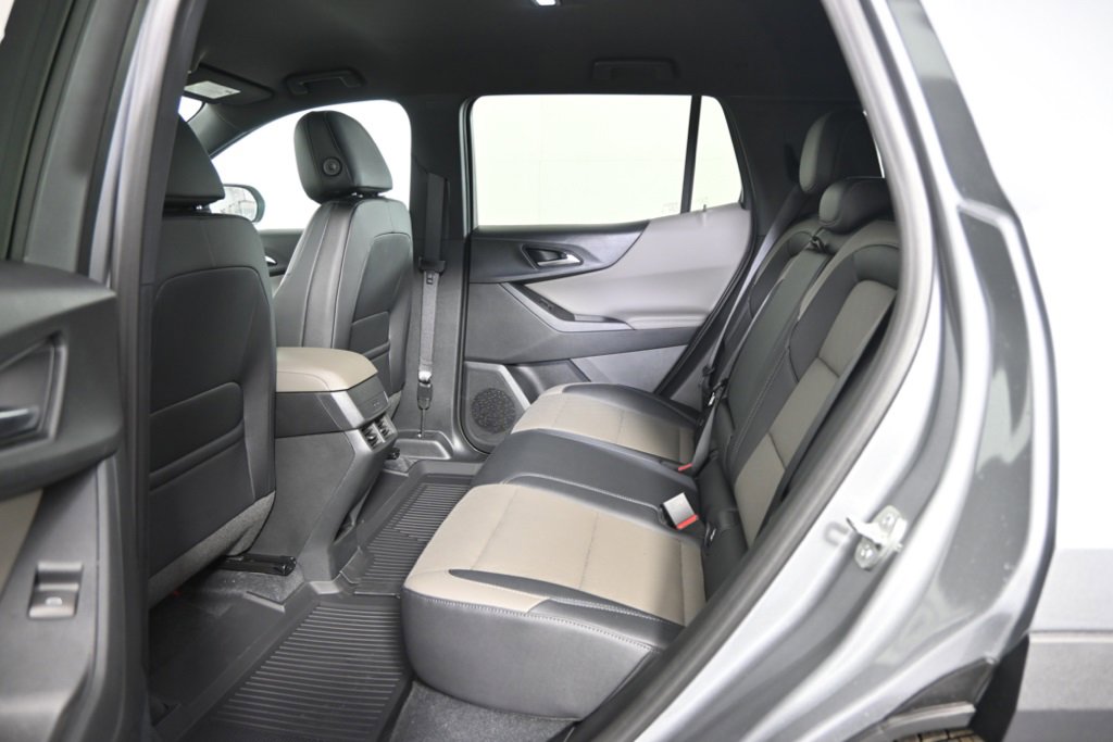 2026 Chevrolet Equinox LT photo 14