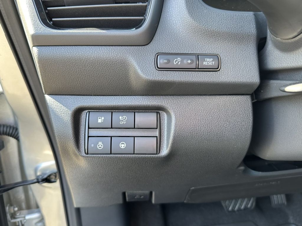 2025 Nissan Leaf SV Plus photo 14