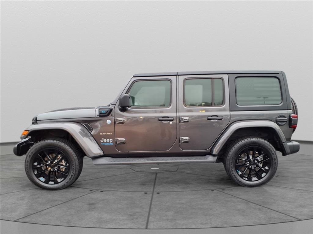 2022 Jeep Wrangler Unlimited Sahara 4xe photo 3