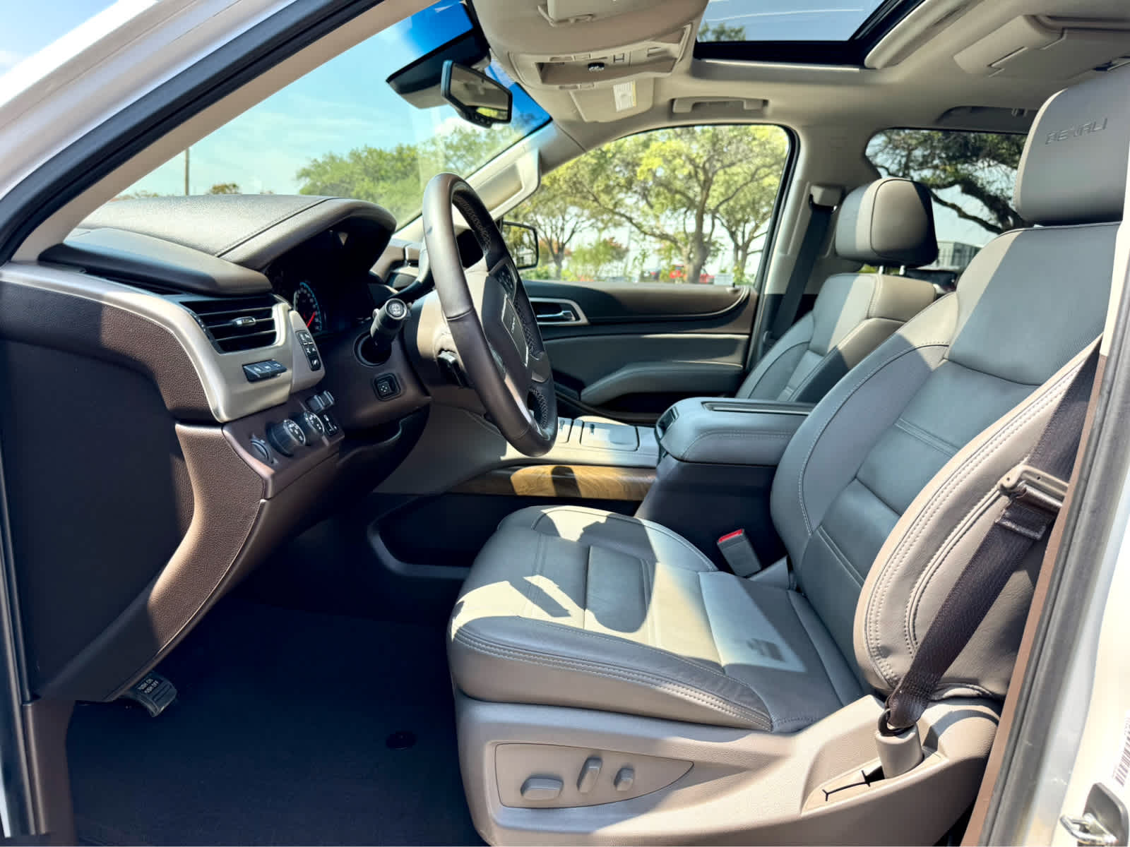 2019 Gmc Yukon Denali photo 12