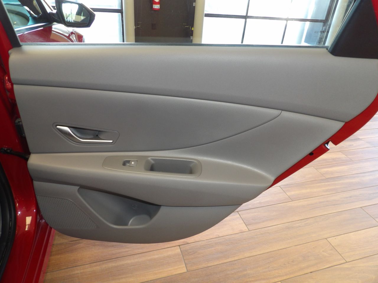 2022 Hyundai Elantra SEL photo 15