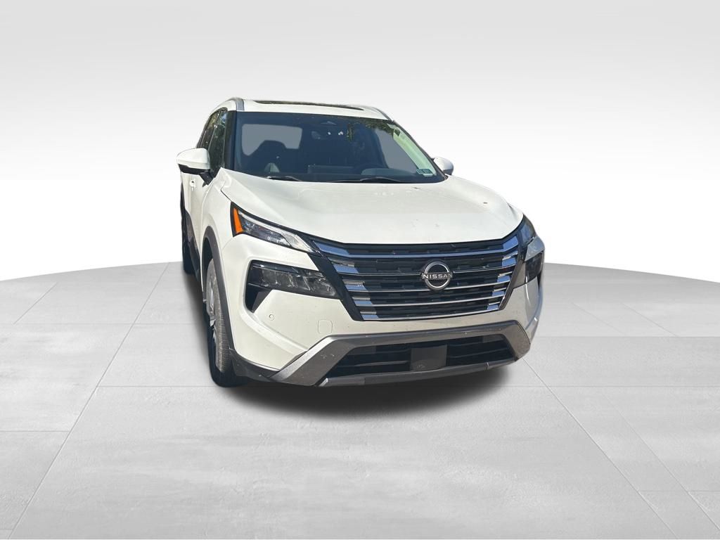 2024 Nissan Rogue SL photo 6