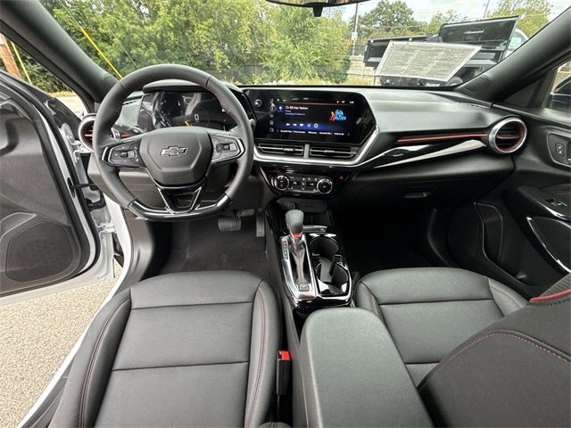2025 Chevrolet Trax photo 10