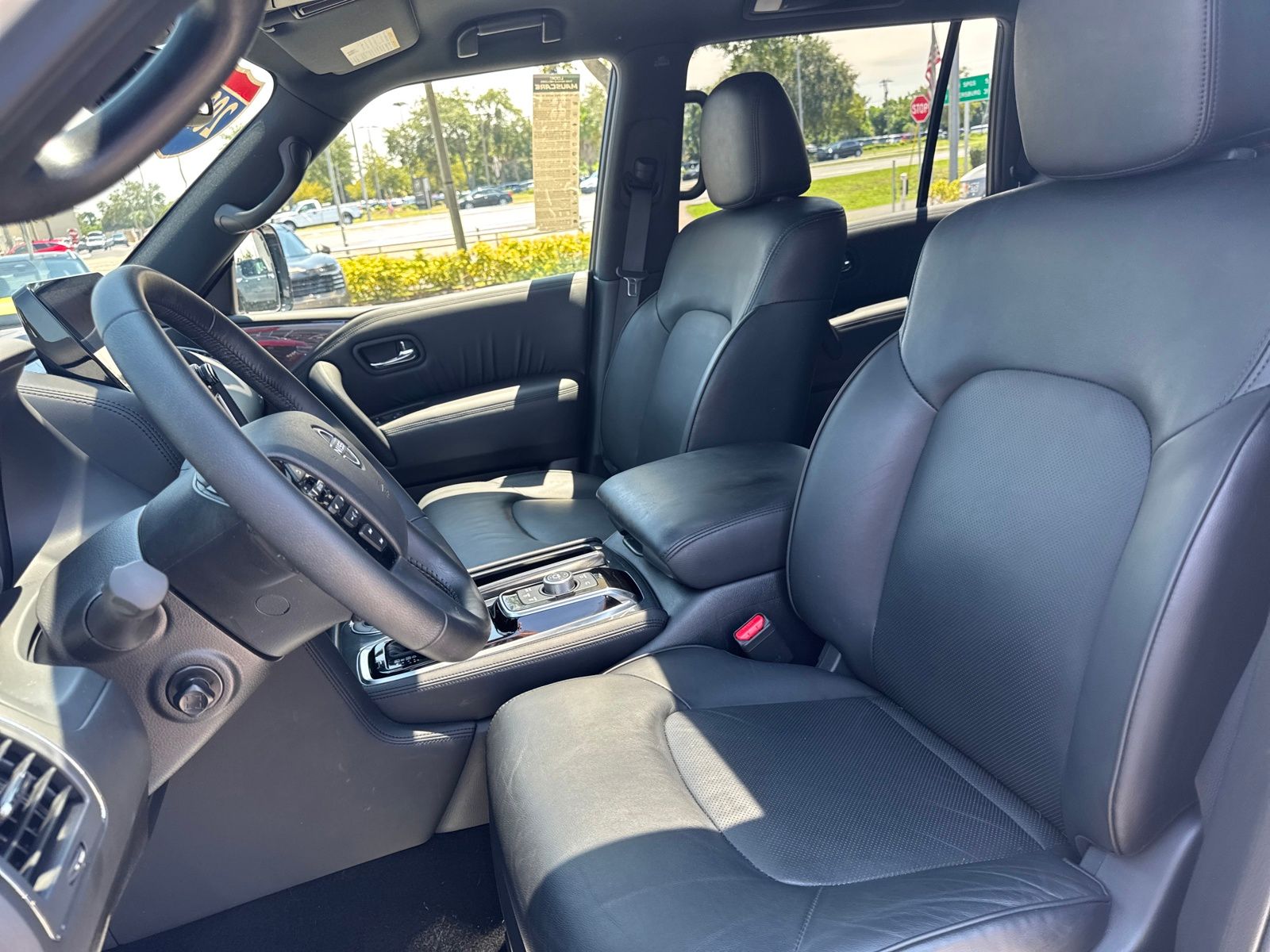 2024 Nissan Armada SL photo 24
