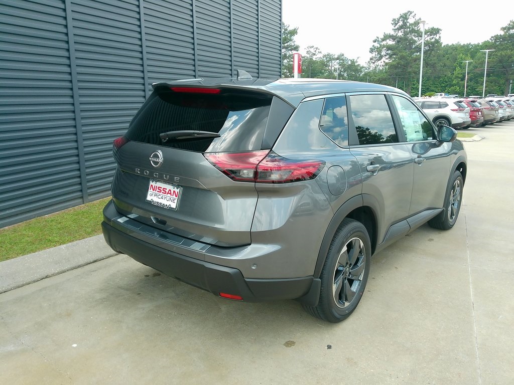 2025 Nissan Rogue SV photo 2