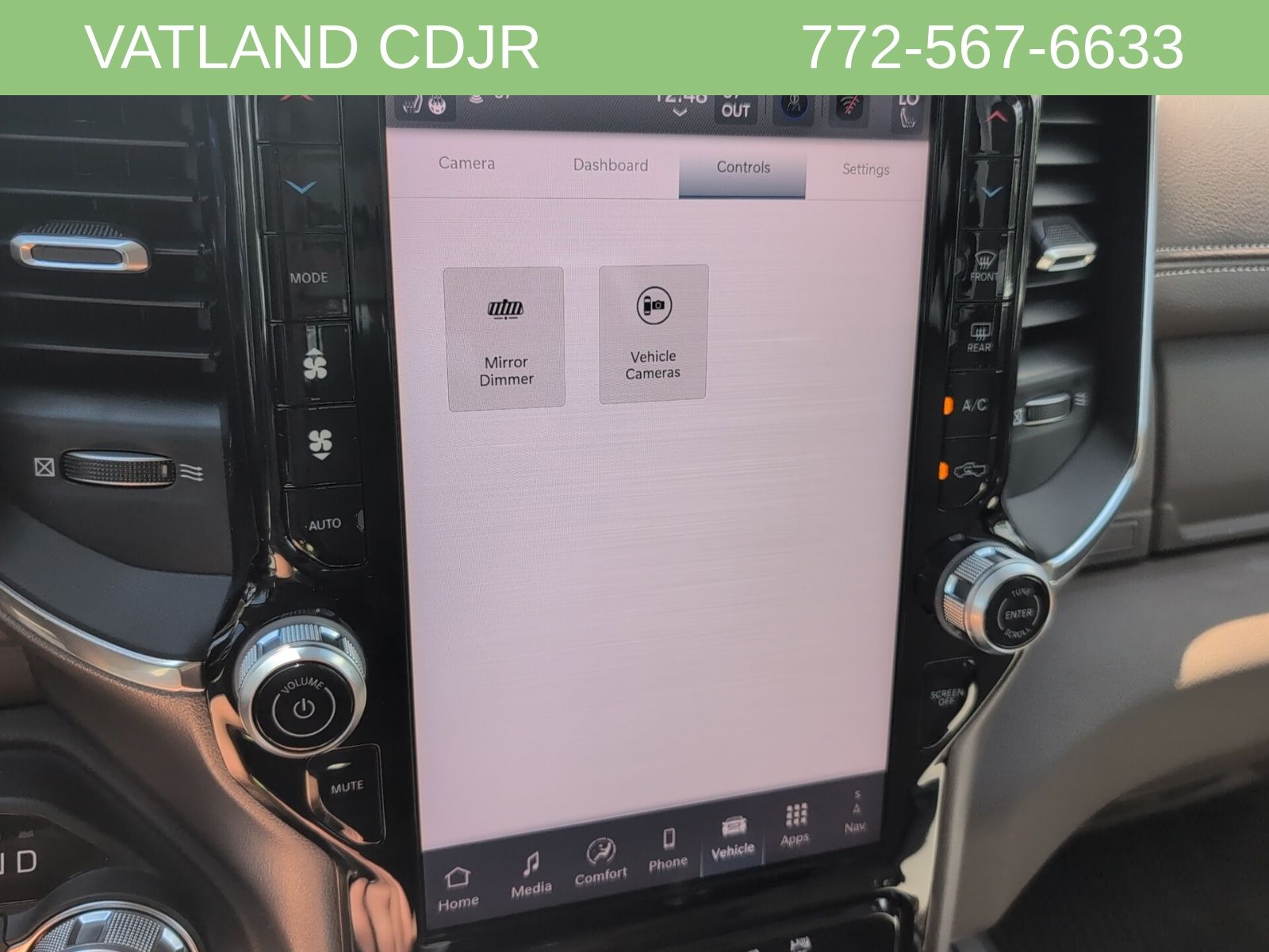2026 Ram 1500 Laramie photo 17