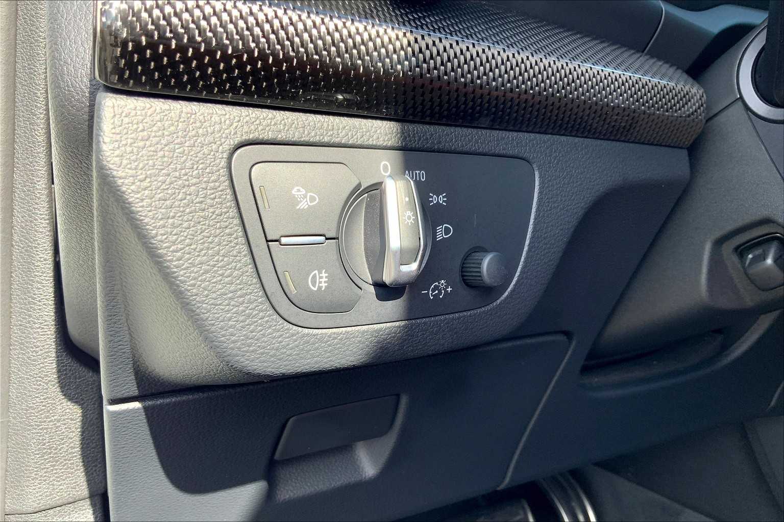2023 Audi SQ5 Premium Plus photo 59