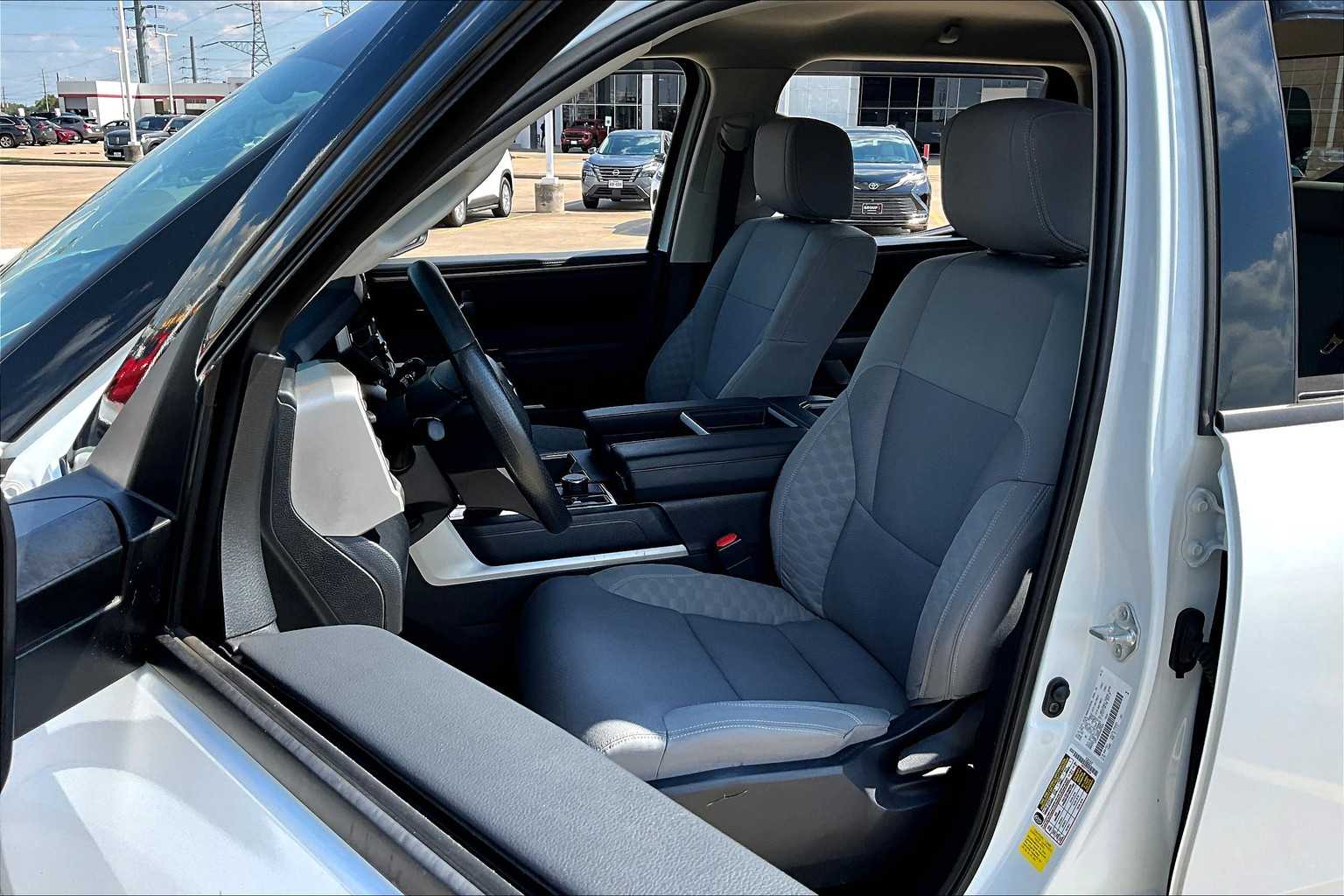 2022 Toyota Tundra SR5 photo 7