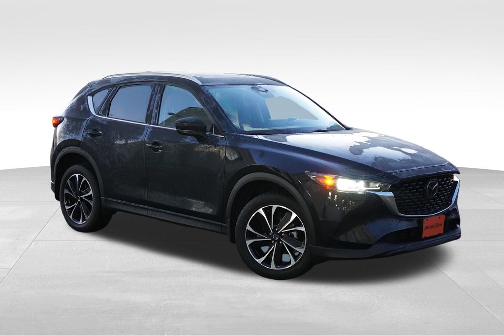 2023 Mazda CX-5 S Premium package's photo