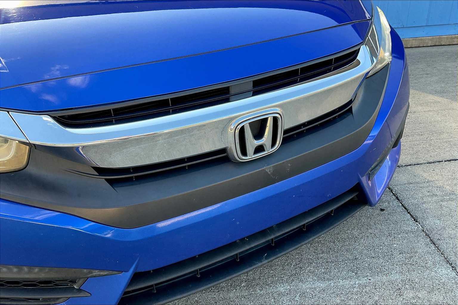 2017 Honda Civic EX-T photo 28