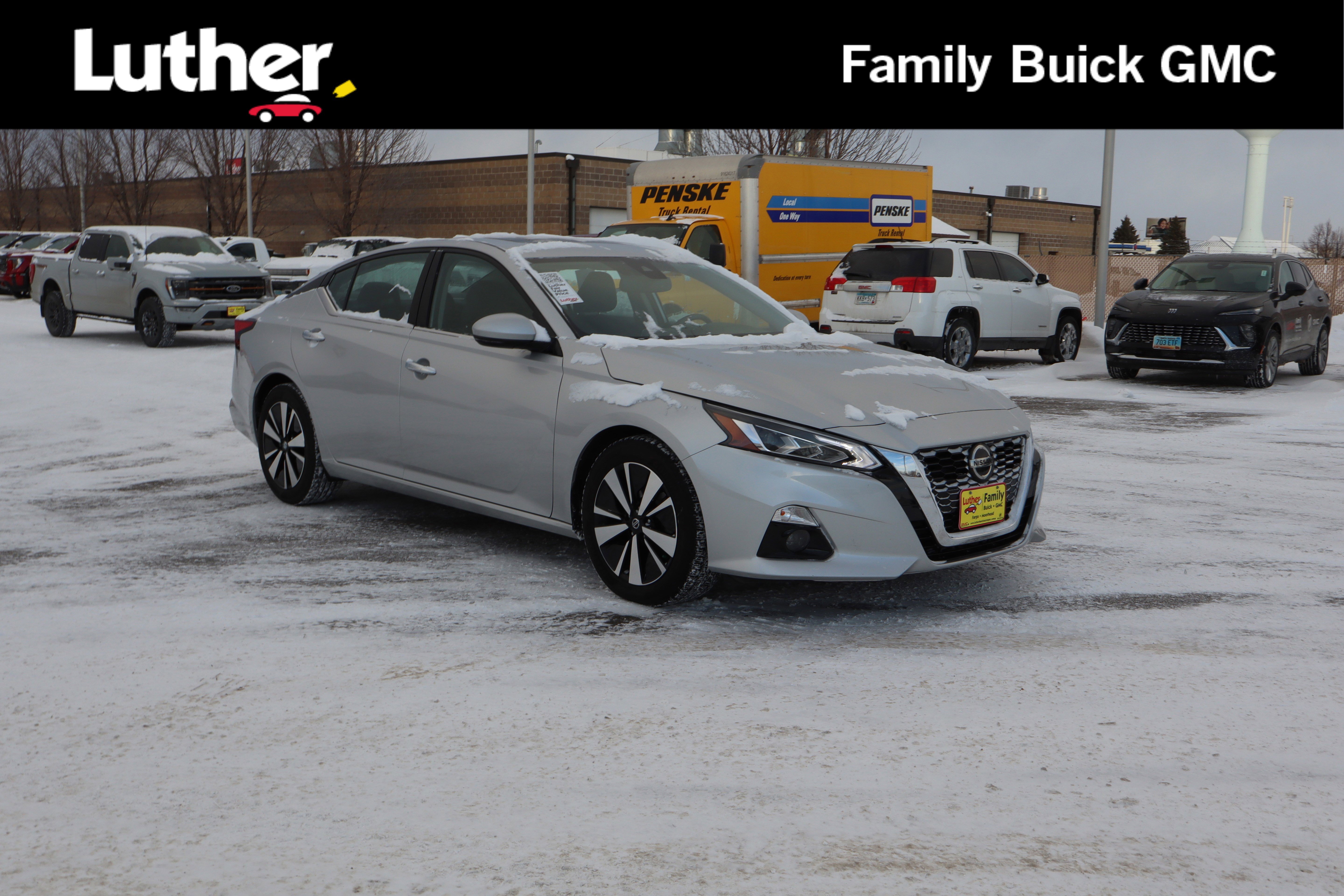 2020 Nissan Altima SV