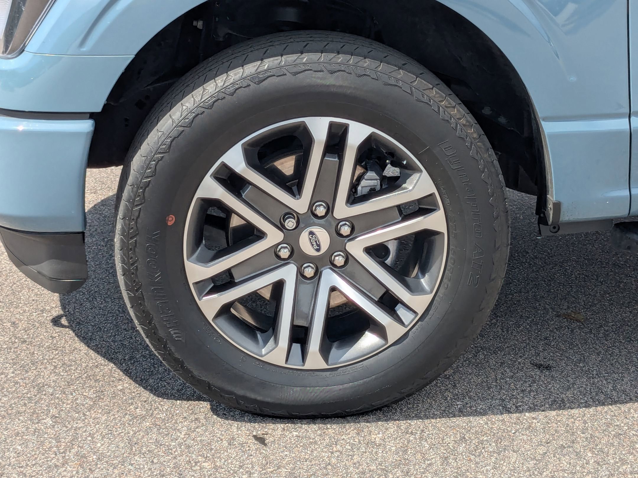 2023 Ford F-150 XL photo 3