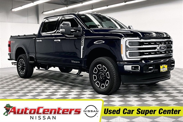 2024 Ford F-350 Super Duty Platinum's photo