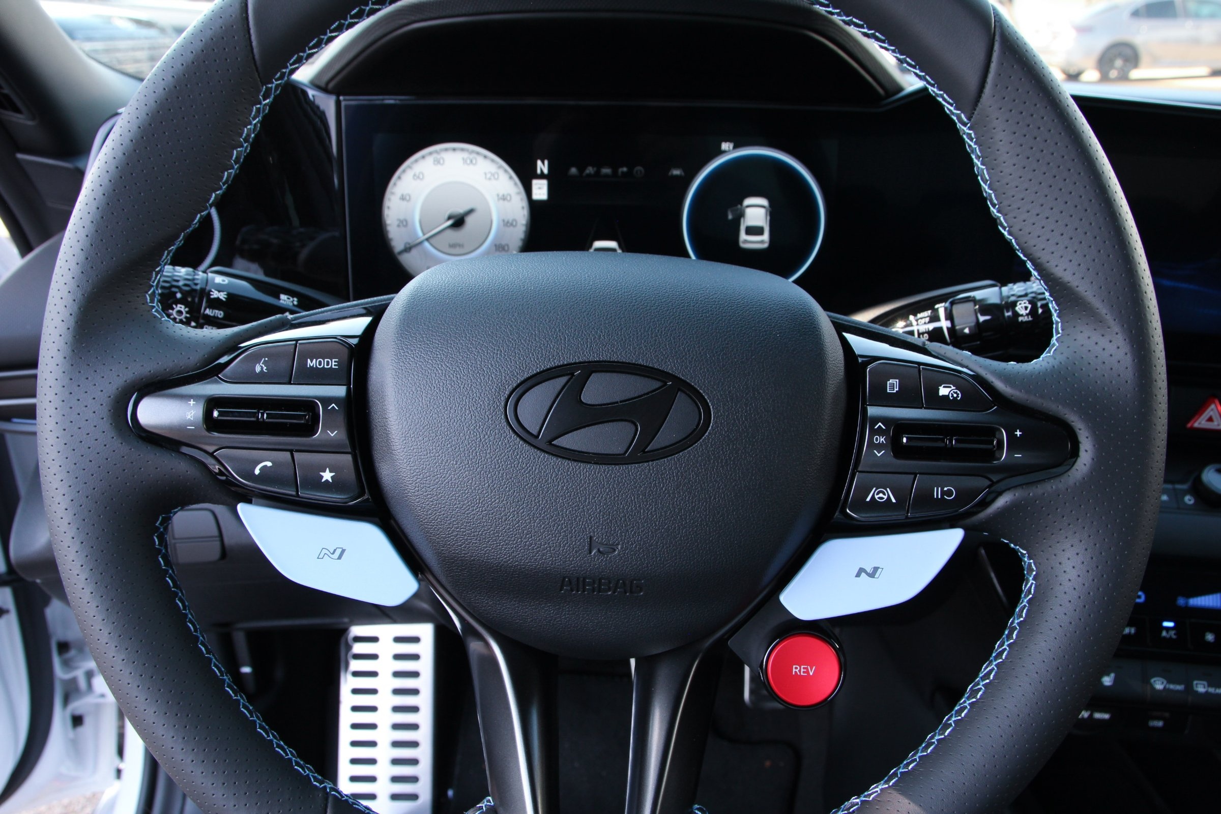 2025 Hyundai Elantra N Base photo 13