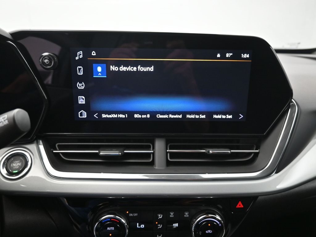 2025 Chevrolet Trax LT photo 3