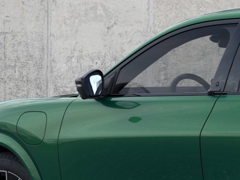 2025 Ford Mustang Mach-E Premium photo 19