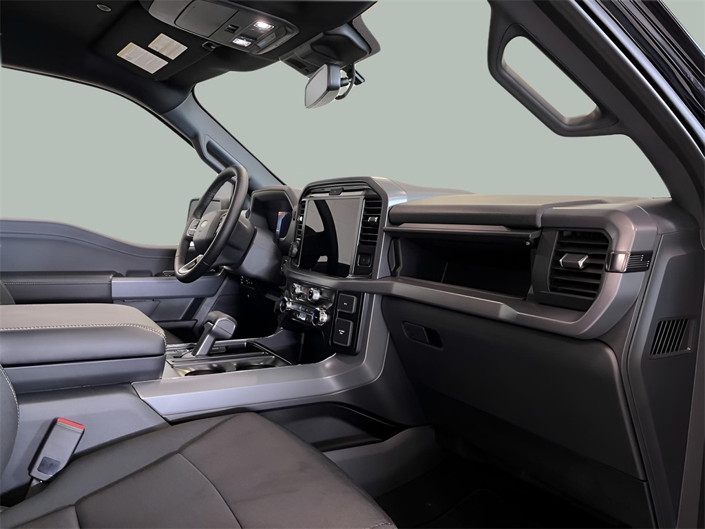 2025 Ford F-150 XLT photo 20