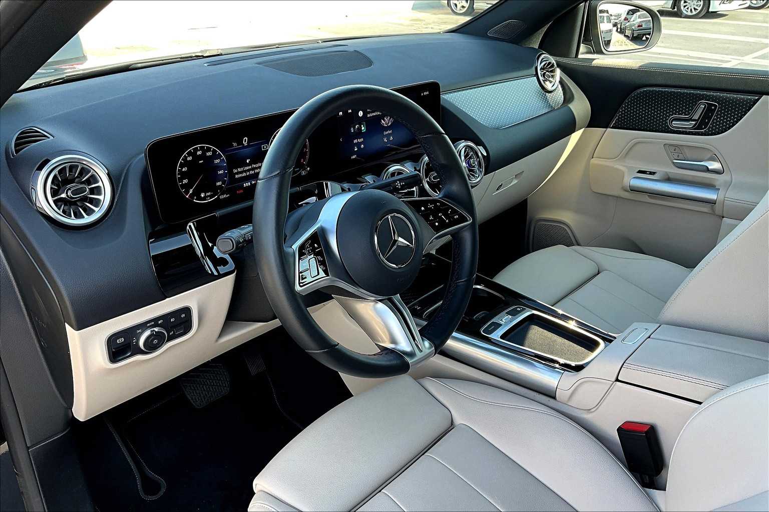2025 Mercedes Benz GLA 250 photo 17