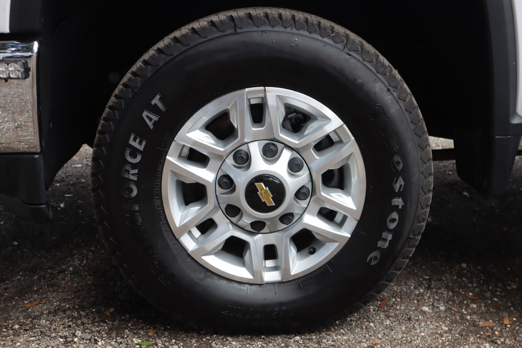 2022 Chevrolet Silverado 2500HD LT photo 27