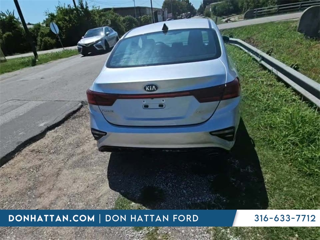 2021 Kia Forte LXS photo 3