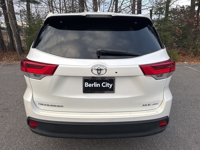 2017 Toyota Highlander XLE photo 4