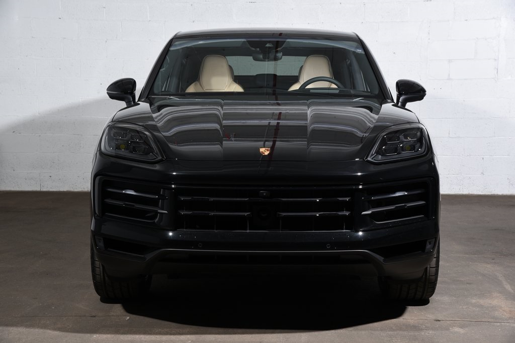 2025 Porsche Cayenne photo 10