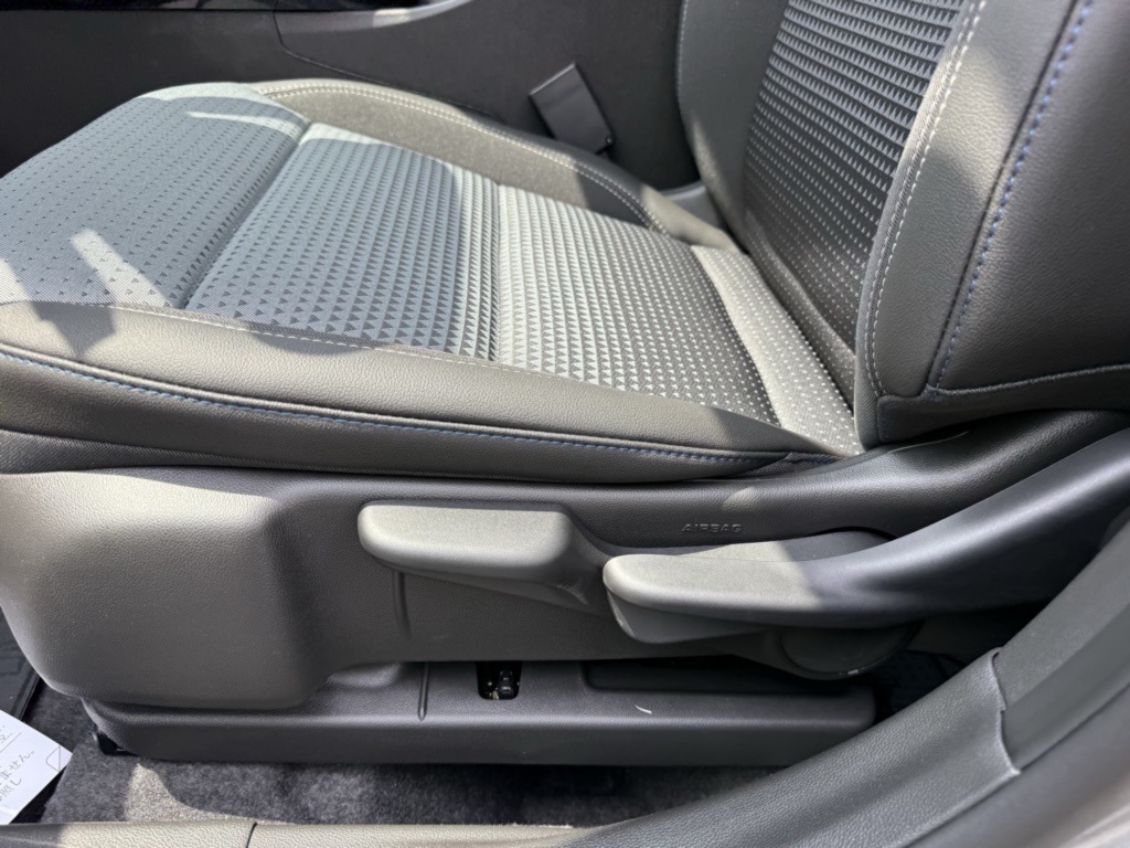 2025 Chevrolet Trax LT photo 11