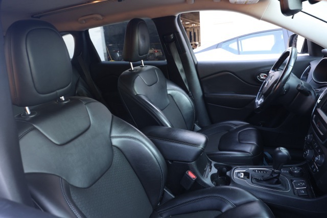 2020 Jeep Cherokee Latitude photo 19