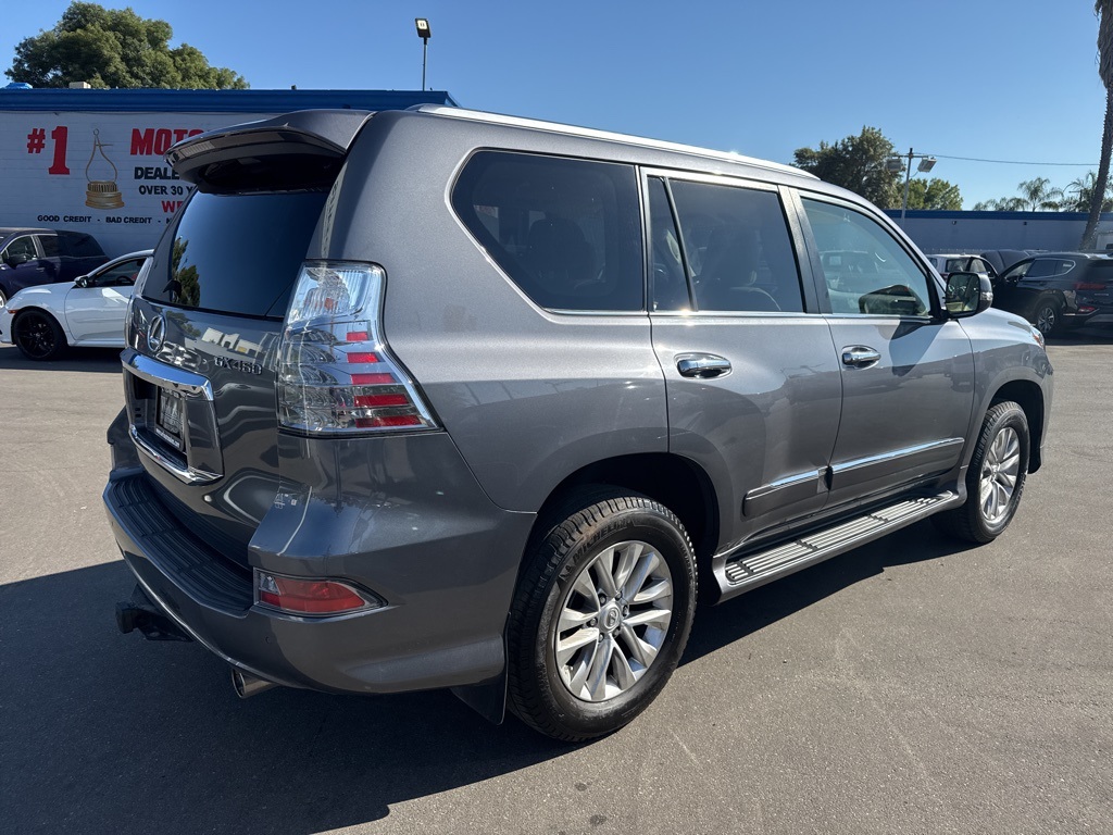 2015 Lexus GX 460 photo 4