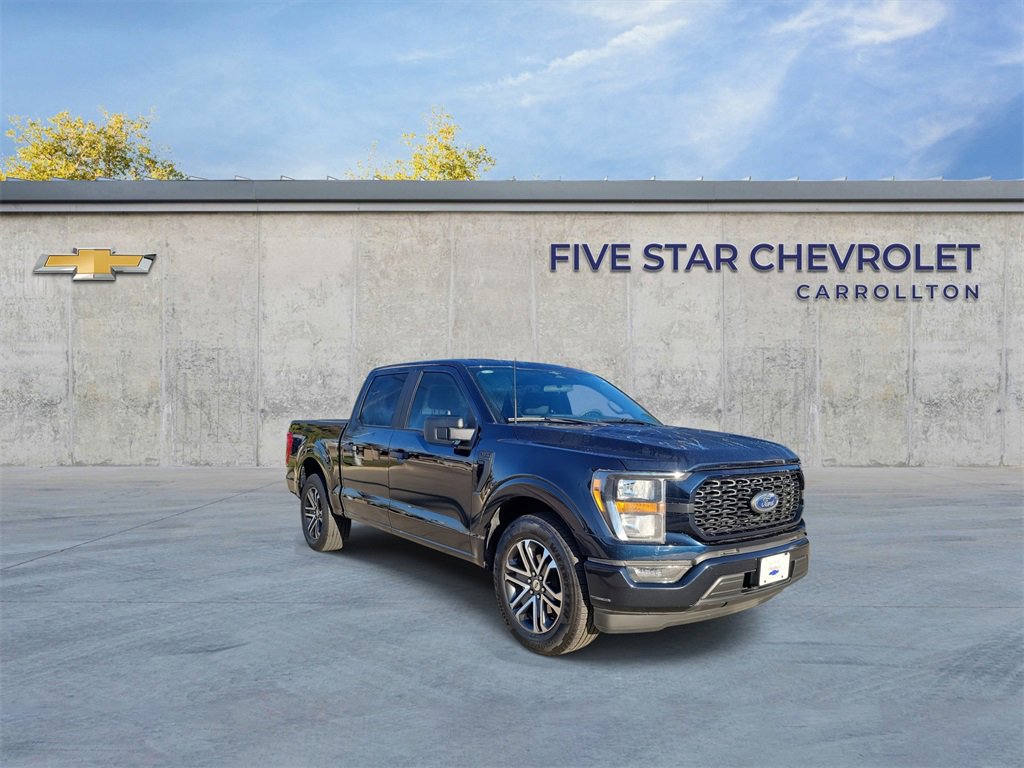 2023 Ford F-150 XL's photo