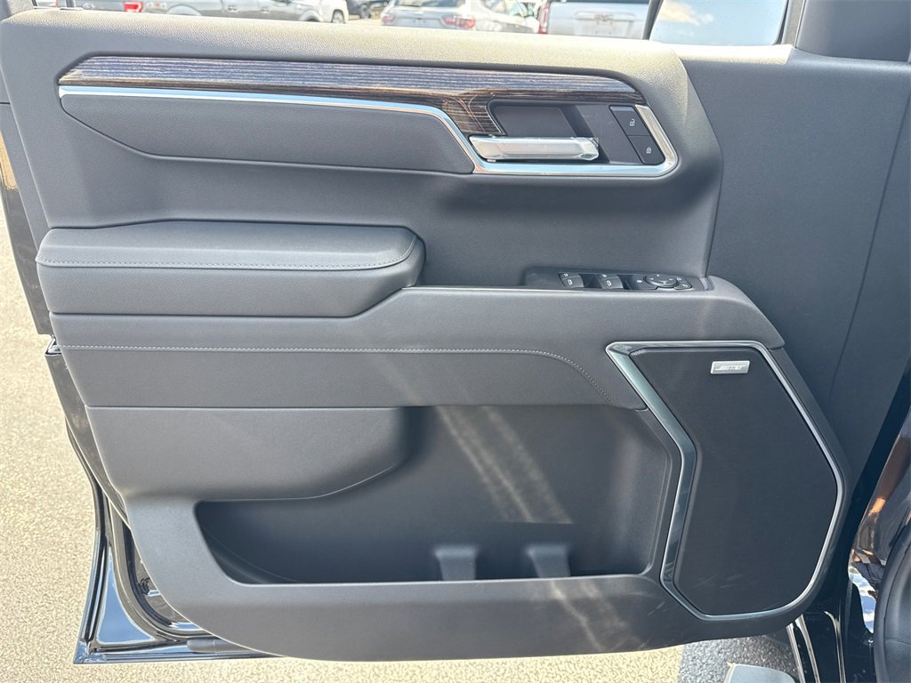2026 GMC SIERRA - Image 13