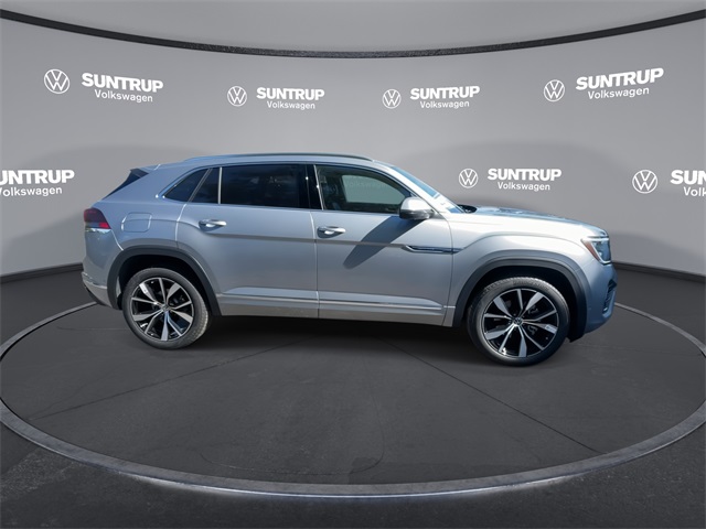 2026 Volkswagen Atlas Cross Sport SEL Premium R-Line photo 23