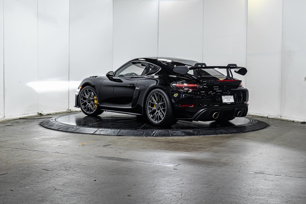 2025 Porsche Cayman GT4 RS photo 3