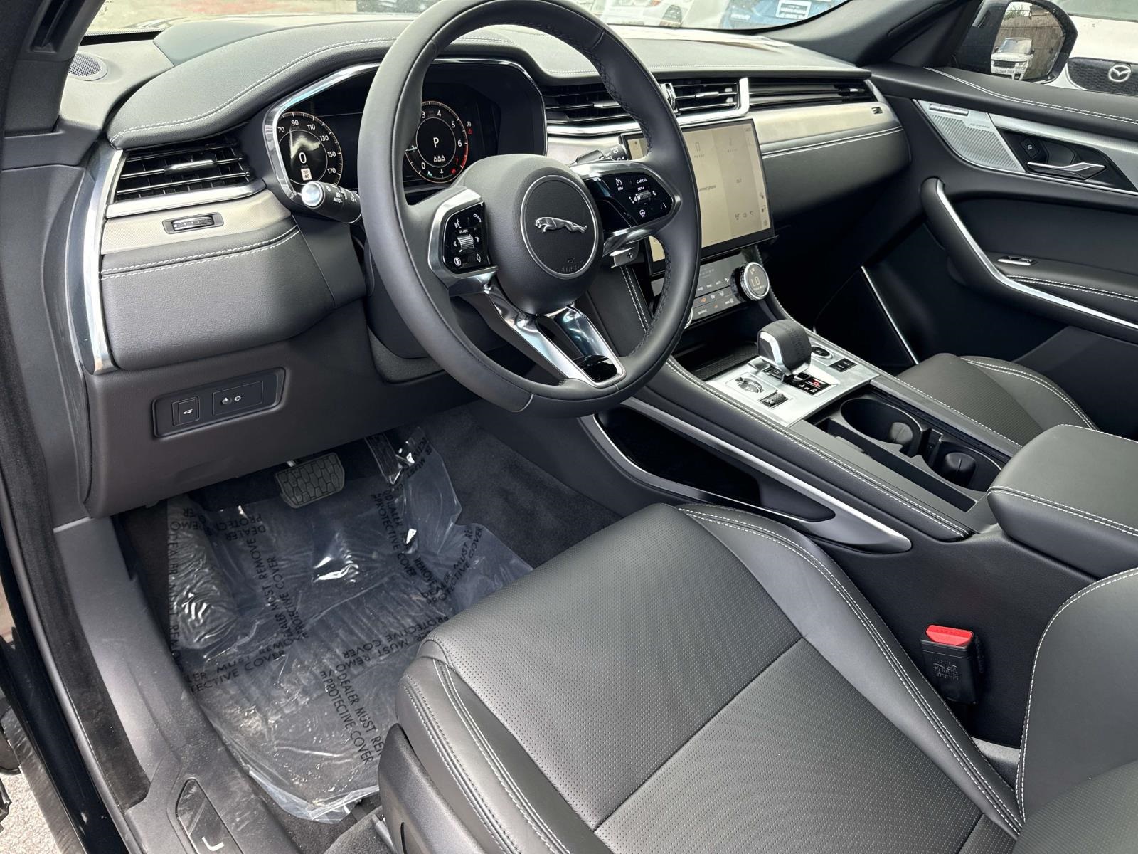 2026 Jaguar F-PACE P250 R-Dynamic S photo 10