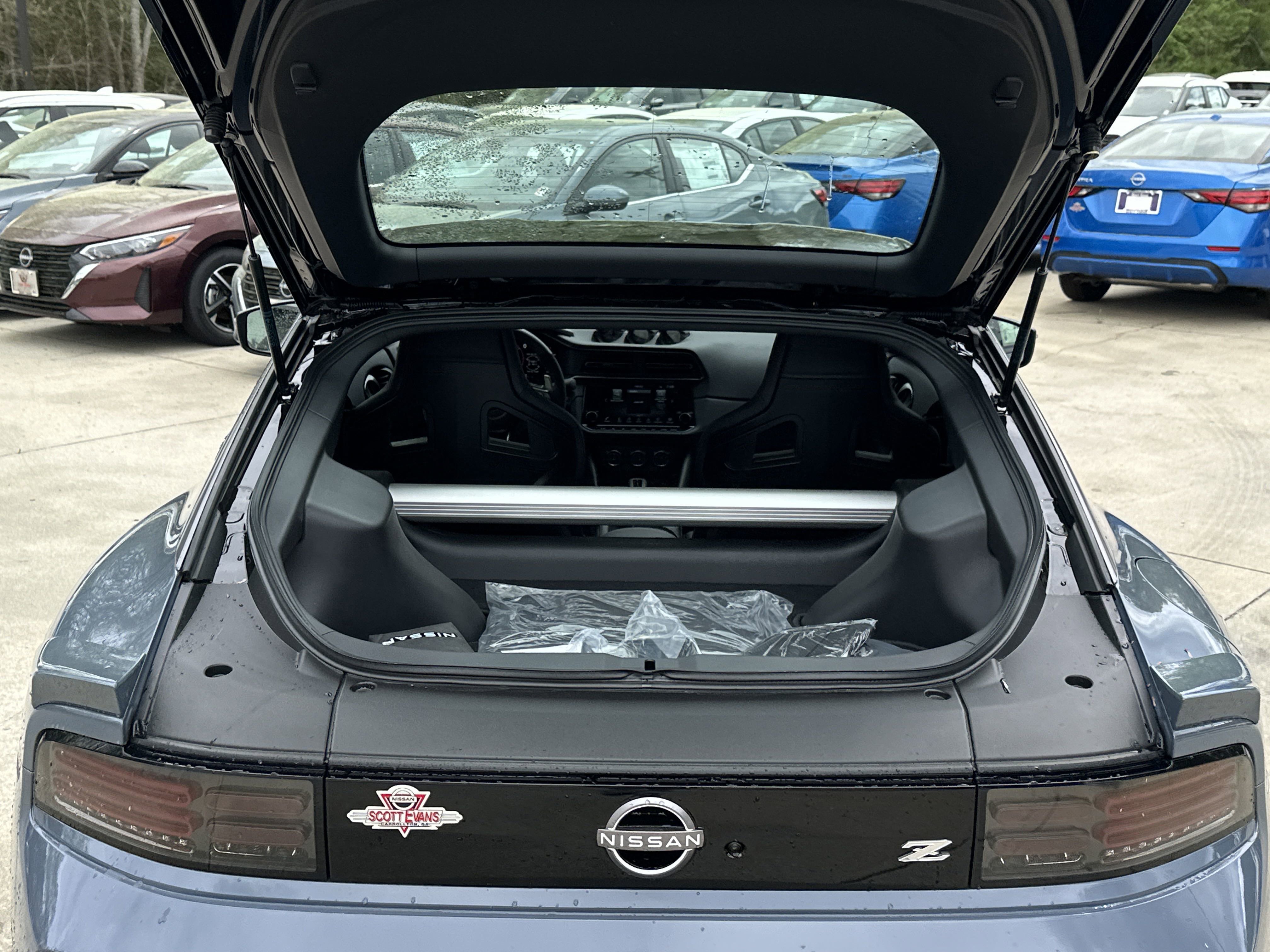 2025 Nissan Z Nismo photo 3