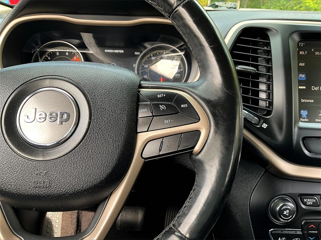 2018 Jeep Cherokee Limited photo 22