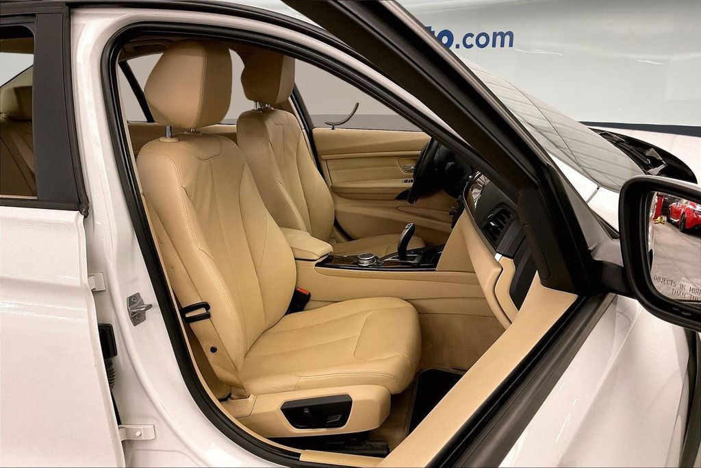 Image of 2015 BMW 3 Series 328i xDrive AWD